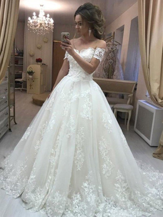 A-Line/Princess Off-the-Shoulder Sleeveless Sweep/Brush Train Applique Tulle Wedding Dresses HEP0006294