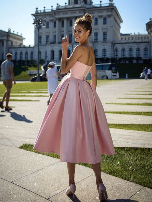 A-Line/Princess Bowknot Sweetheart Sleeveless Tea-Length Homecoming Dresses Kaitlynn Satin