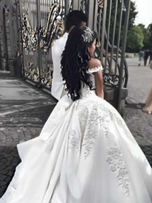 Ball Gown Off-the-Shoulder Sleeveless Sweep/Brush Train Applique Satin Wedding Dresses HEP0006460