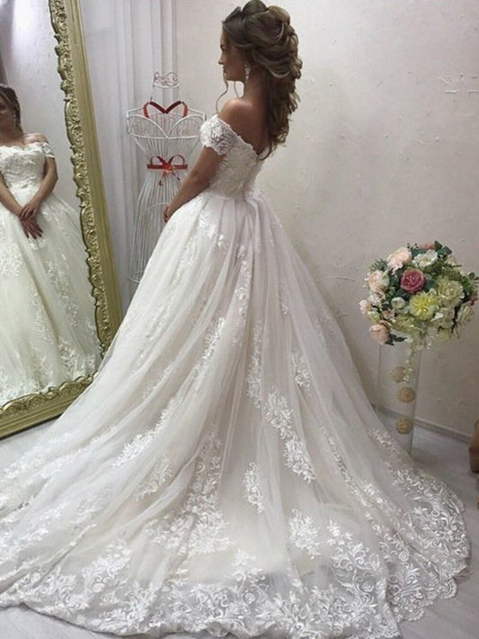 A-Line/Princess Off-the-Shoulder Sleeveless Sweep/Brush Train Applique Tulle Wedding Dresses HEP0006294