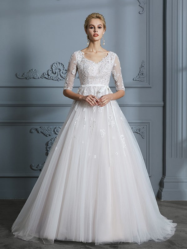 Ball Gown V-neck Court Train 1/2 Sleeves Lace Tulle Wedding Dresses HEP0006340